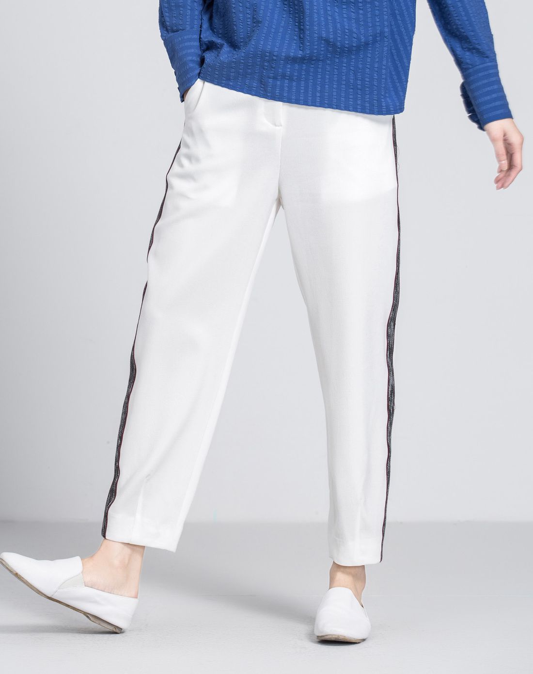 邑品休闲裤时尚宽松直筒收脚2018春季女装新款侧边条纹高腰萝卜裤