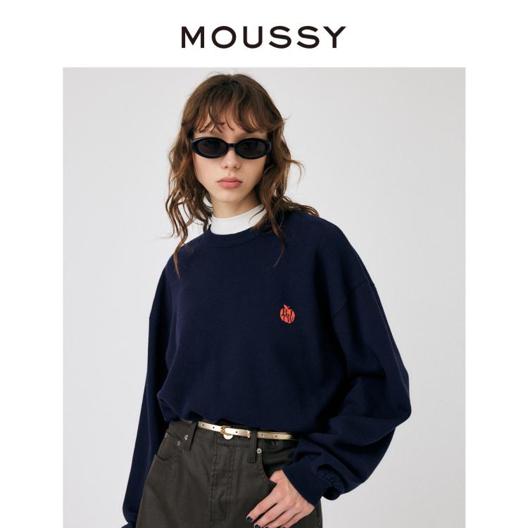 Moussy 秋季休闲套头宽松字母卫衣女010gal90-5520