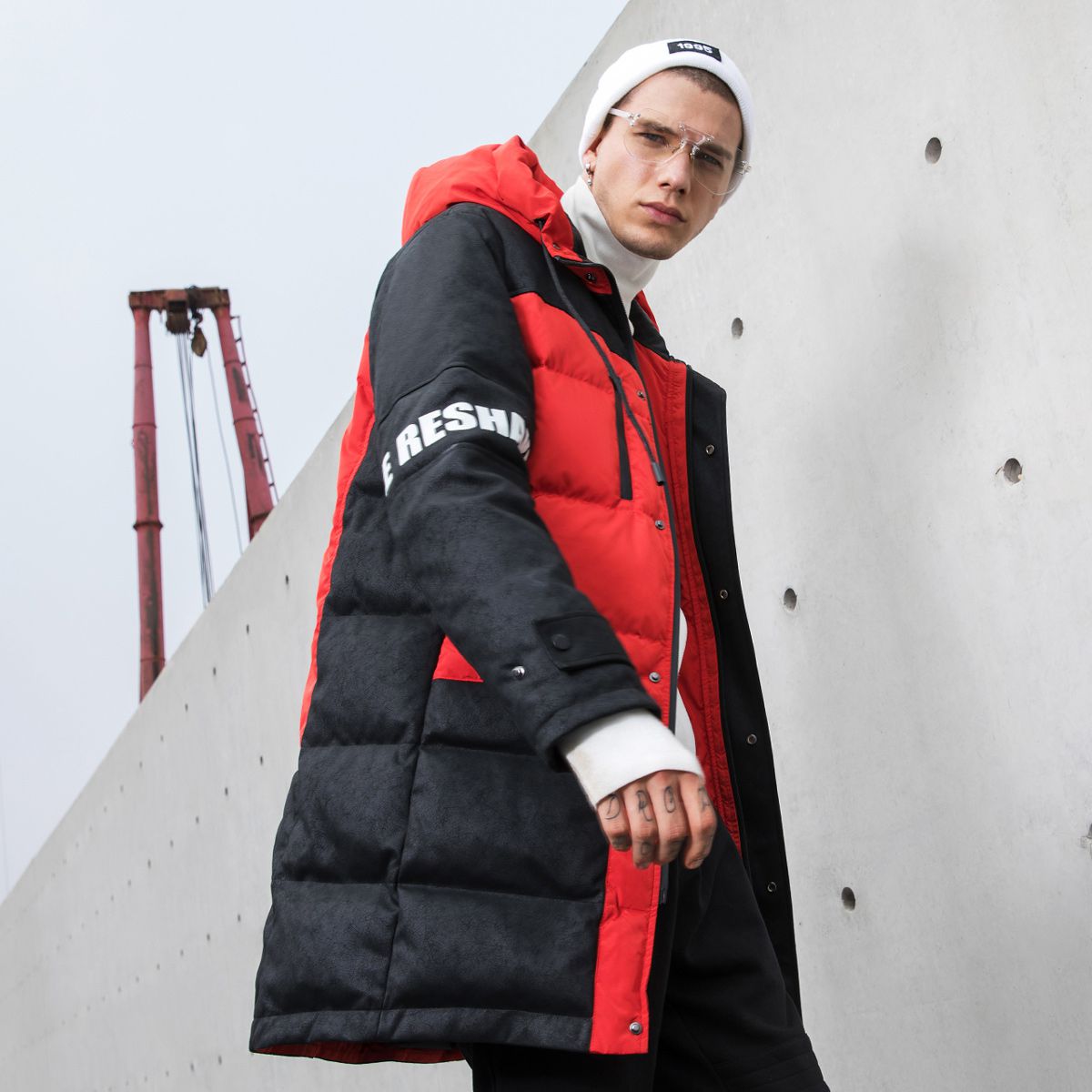 华菲型格fairwhaleshake 男士羽绒服个性拼接中长款 砖红 180/xl