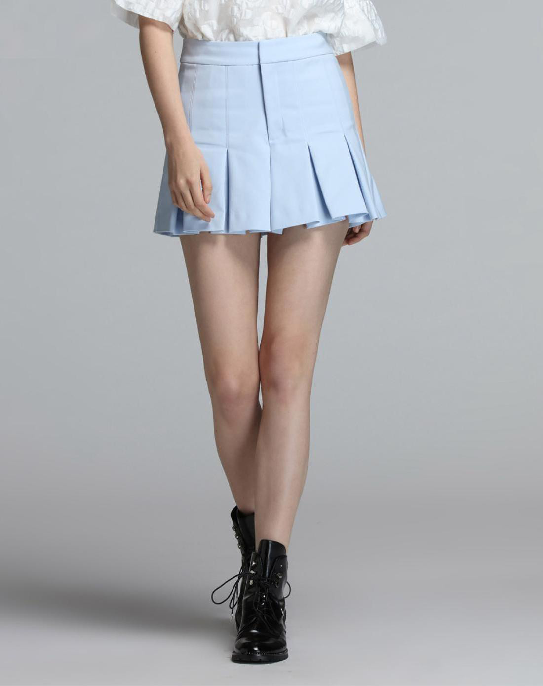 棉质纯色百褶阔腿短裤