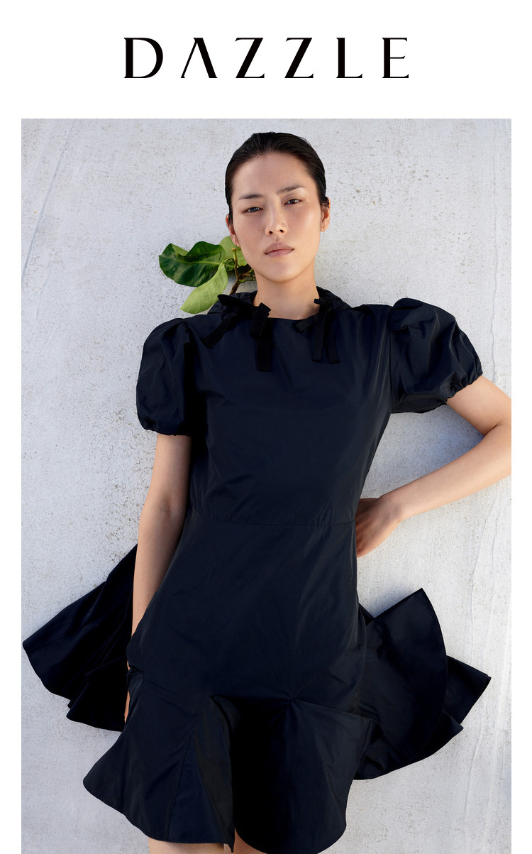 刘雯同款地素专柜泡泡袖连衣裙小黑裙裙长偏短