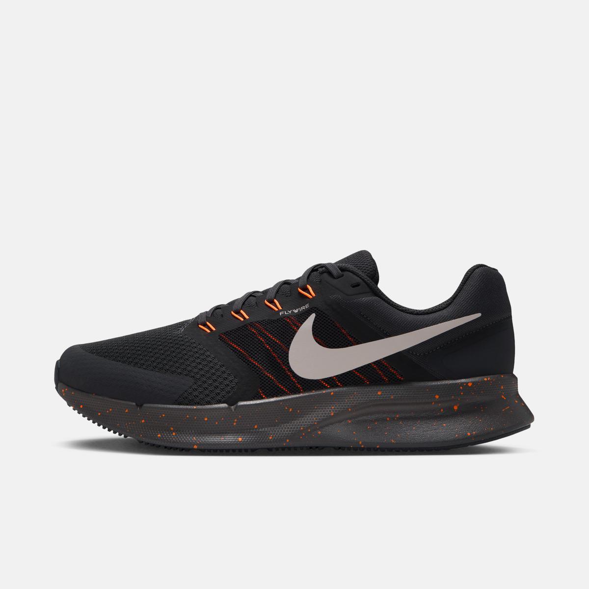 Nike RUN SWIFT 3透气轻便低帮男子跑步鞋