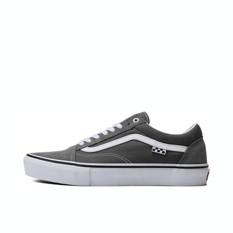 Vans Ua Old Skool Sneakers In Gray