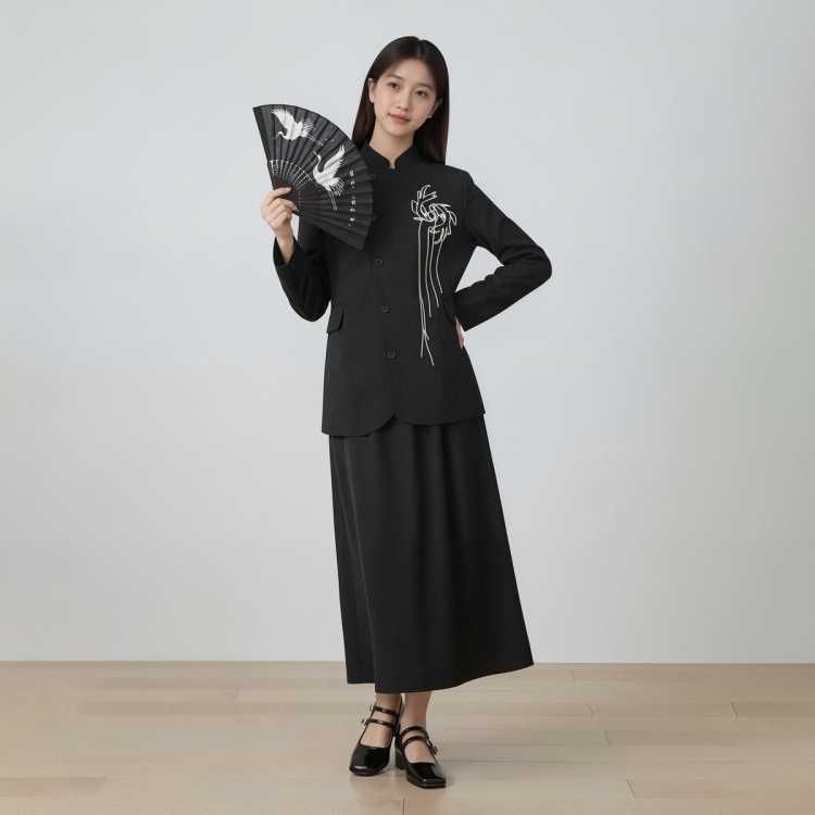 西町村屋 【好价出清】西服女时尚百搭设计感新中式绣花流苏纯色圆领便西