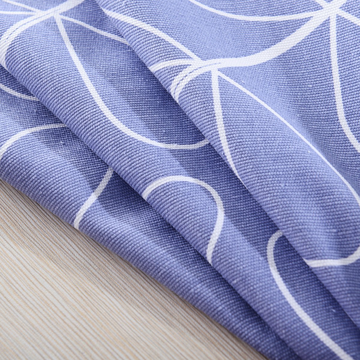 时尚软帆布印花桌布隔脏耐磨印花桌布