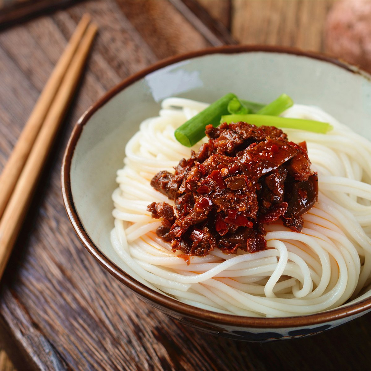 包邮 野菌牛肉辣椒酱195g*2瓶装 云南特产牛肝菌拌饭拌面酱佐餐拌面条