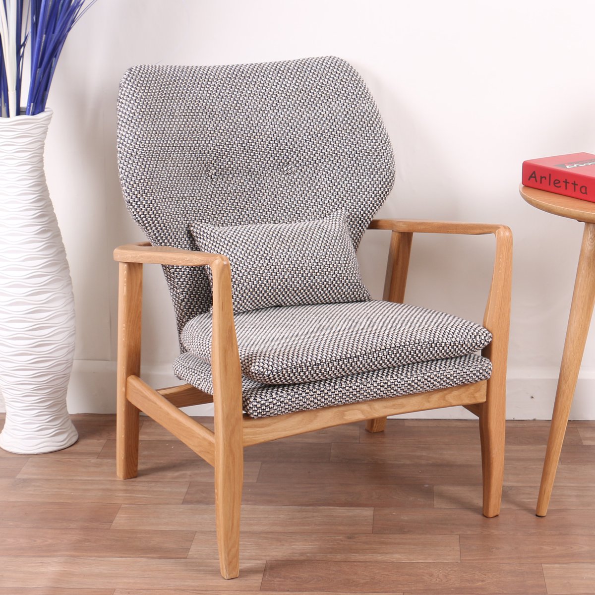 卧室休闲椅现代简约单人扶手椅老年休闲椅丹麦沙发椅橡木原木沙发椅