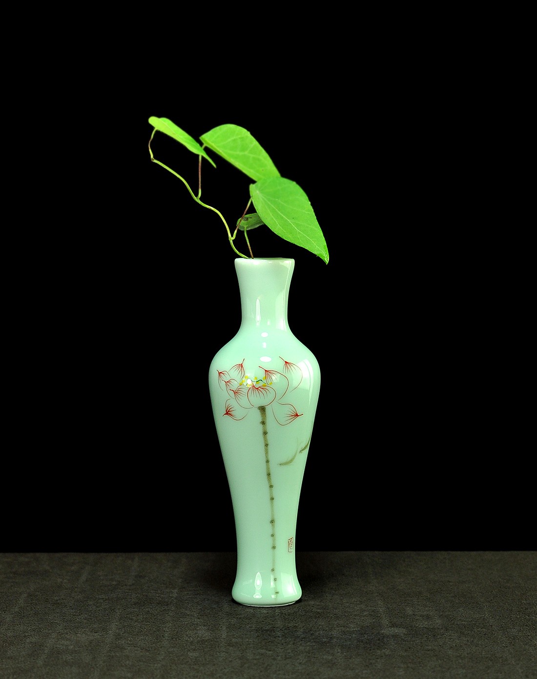 贵妃瓶荷花陶瓷花插