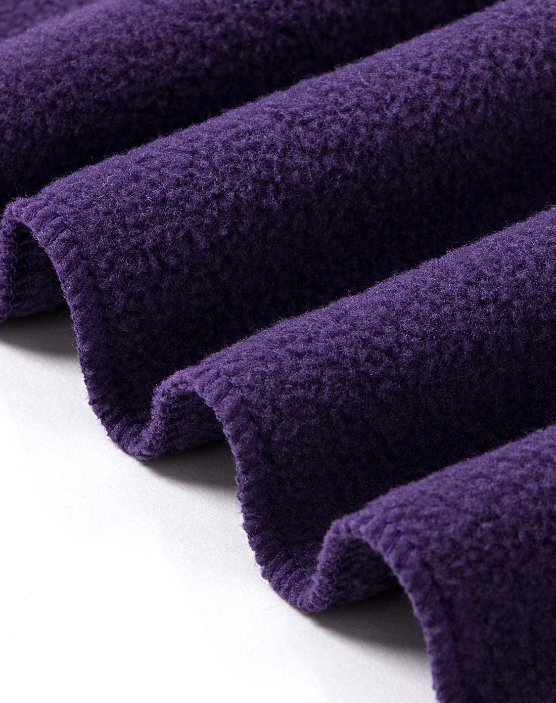 柔软可亲肤 中性暗紫抓绒毛毯