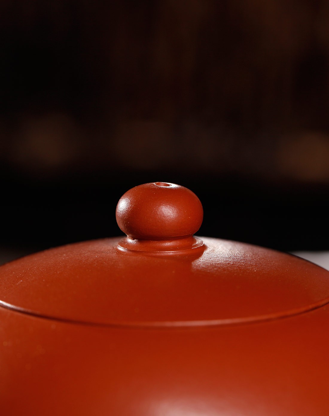 单芳-朱泥扁西施紫砂壶 优雅动人