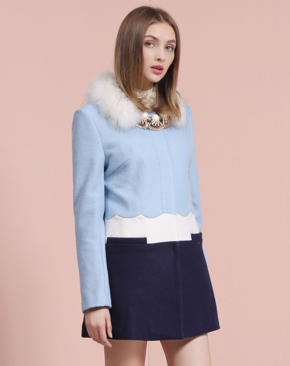 海贝天青蓝拼色毛领收腰毛呢大衣