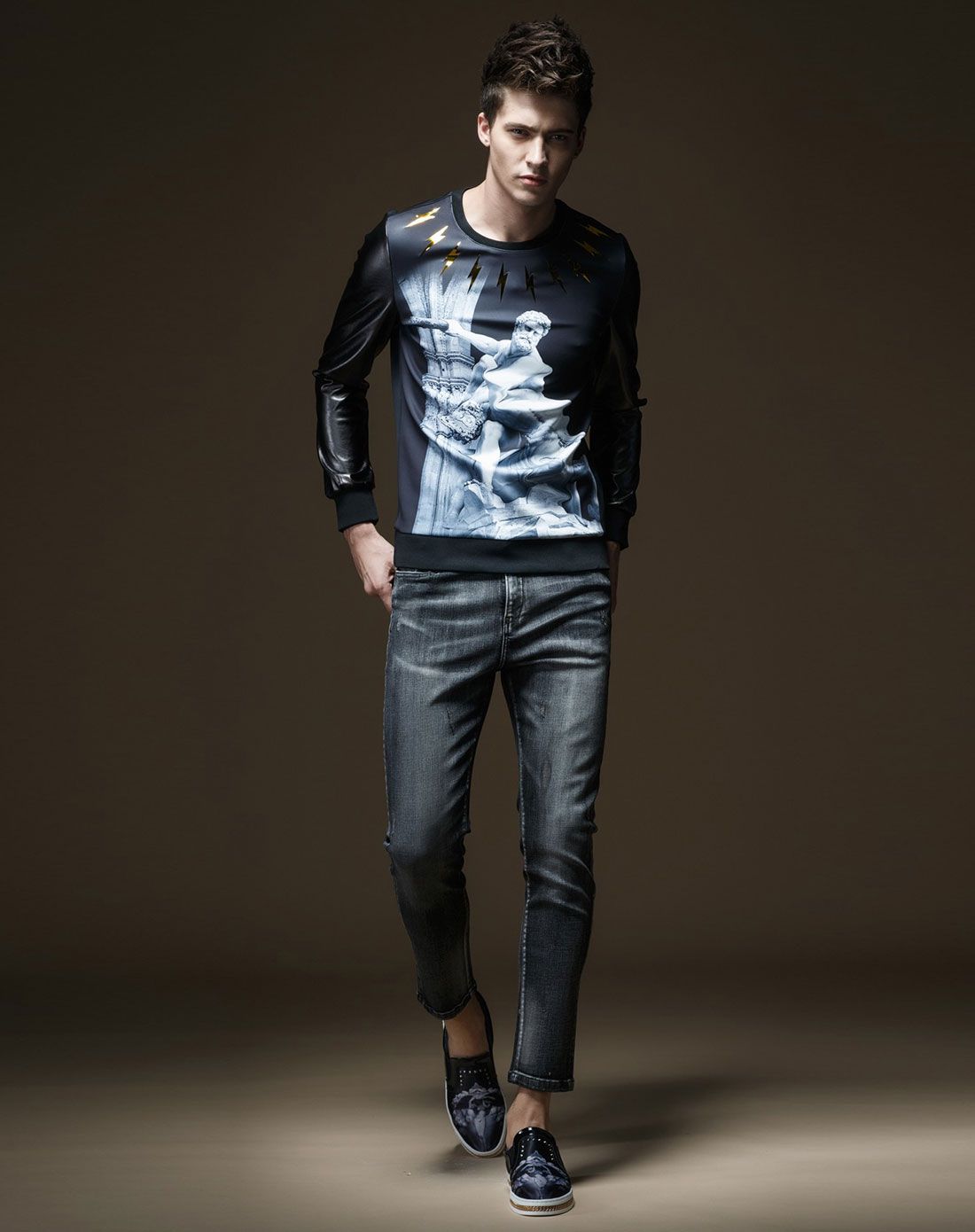 品立pinli黑色时尚个性印花修身卫衣510902_唯品会