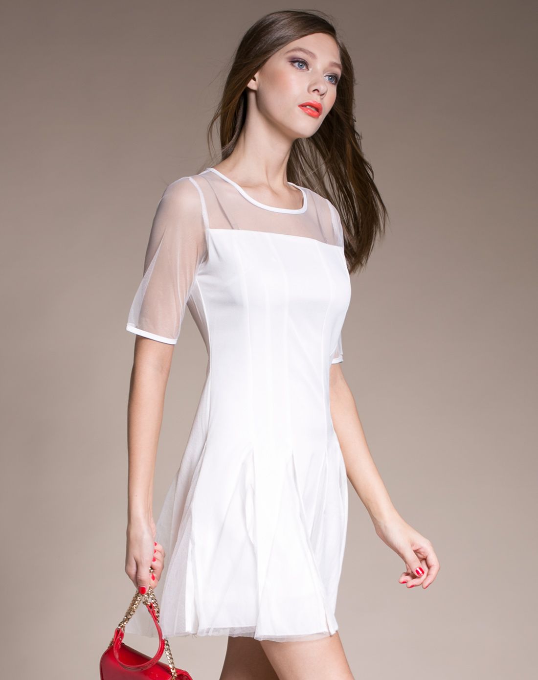 女款白色网纱气质连衣裙