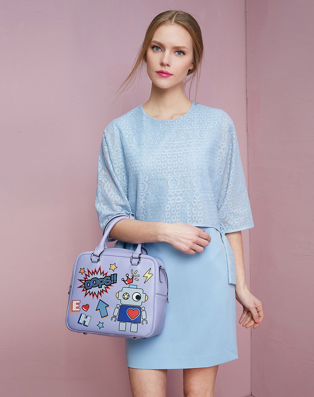 浅蓝紫印花图案牛皮单肩包