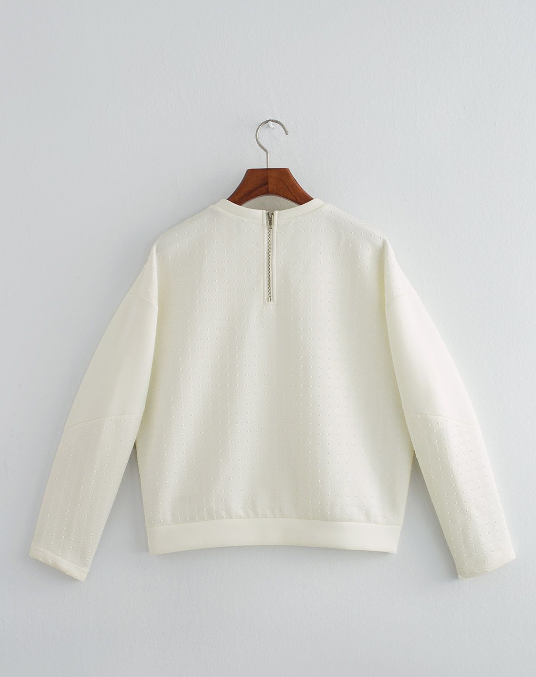 米白色空气棉时尚短款卫衣