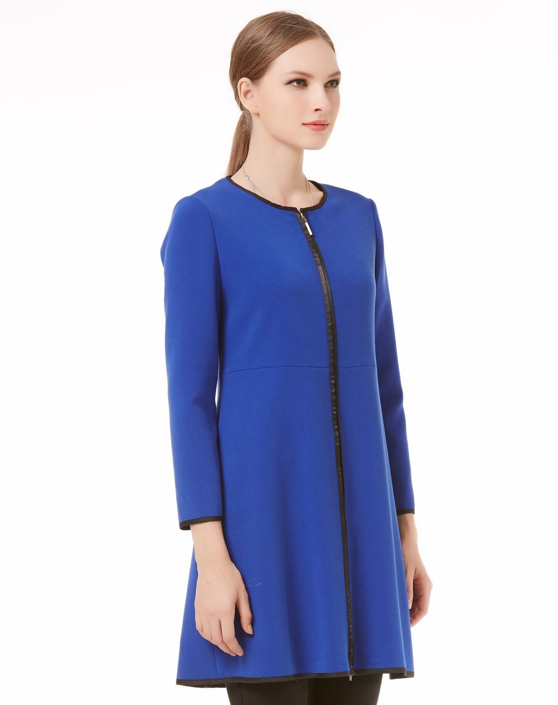 浅宝蓝色修身连衣裙