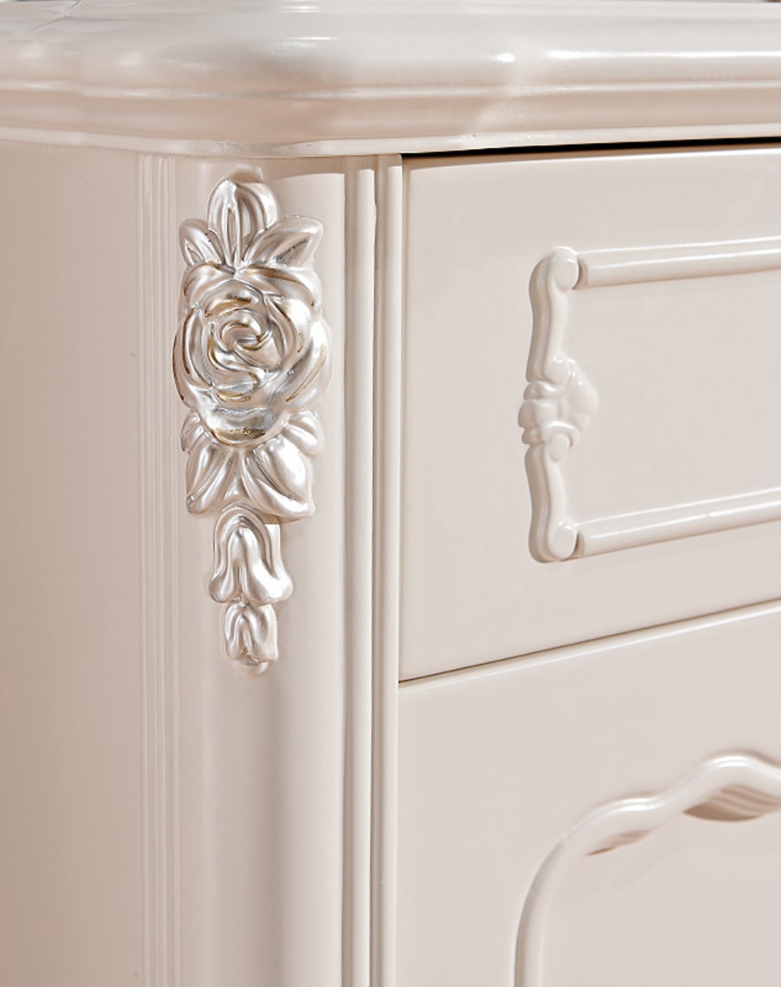 法式珍珠描金三门大储物鞋柜