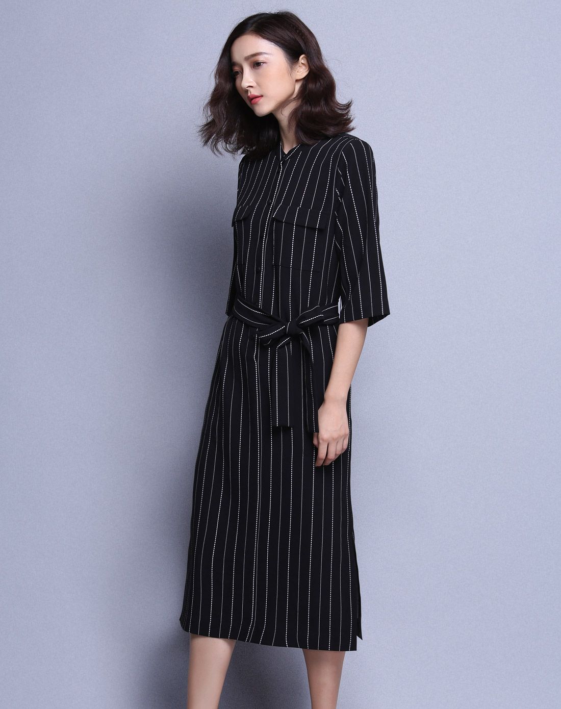 黑色时尚简约小立领连衣裙